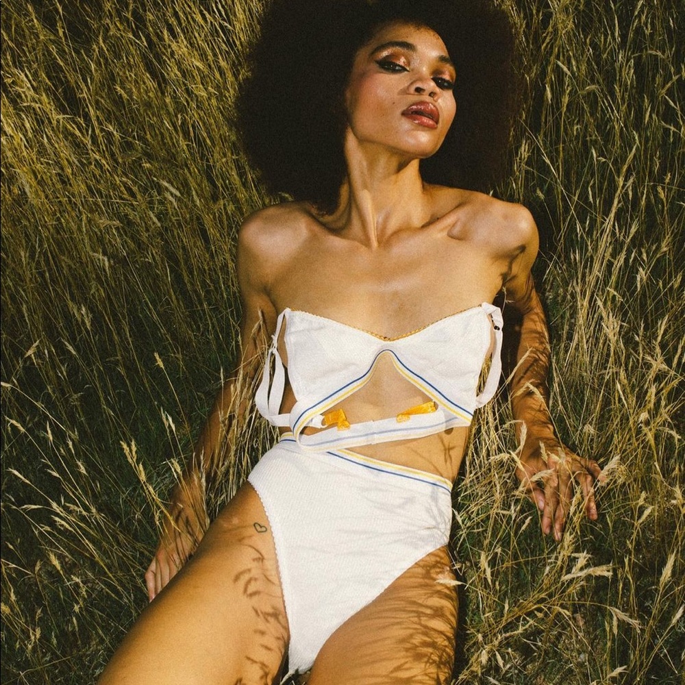 Solstice Intimates Campfire Ribbed Thong and Triangle bralette Set- Medium & XS